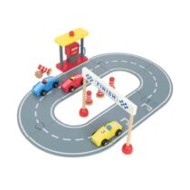 Pista de curse cu mașinute si pompa de alimentare, Small Foot
