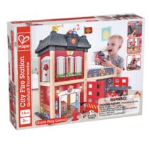 Statie de pompieri, Jucarie din lemn, Hape