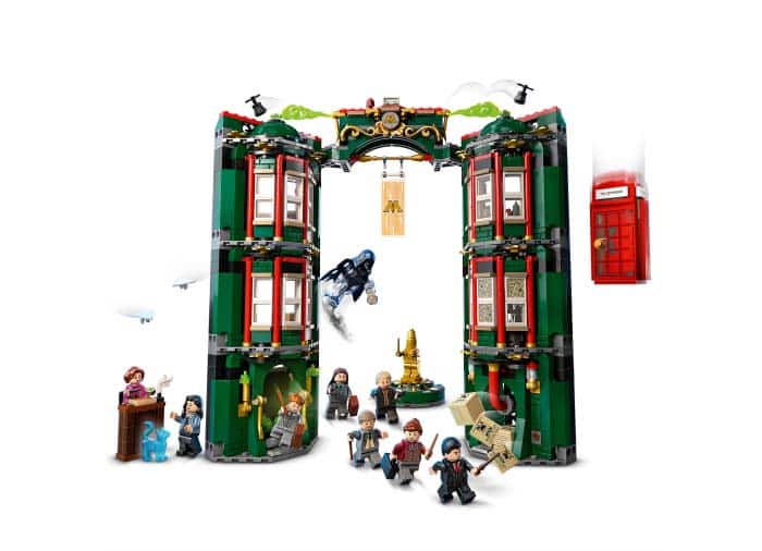 Ministerul Magiei, LEGO Harry Potter, 76403 12